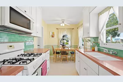 1320 N Kenwood, Burbank, CA 91505 - Photo 1