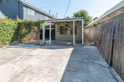 2913 W Chandler Boulevard, Burbank, CA 91505 - Photo 18