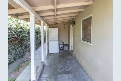 2913 W Chandler Boulevard, Burbank, CA 91505 - Photo 20