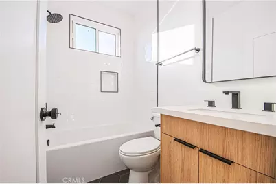 11730 Gilmore, North Hollywood, CA 91606 - Photo 32