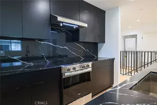 1525 S Carmelina, Los Angeles, CA 90025 - Photo 42