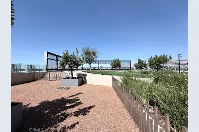 889 Francisco #3105, Los Angeles, CA 90017 - Photo 4