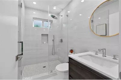 4842 Biloxi Avenue, Toluca Lake, CA 91601 - Photo 56