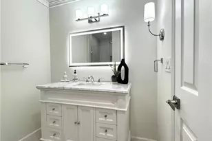 220 S Reese Pl, Burbank, CA 91506 - Photo 30