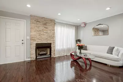 10260 Plainview Avenue #22, Tujunga, CA 91042 - Photo 14