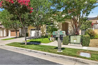 22 Mossdale Court, Azusa, CA 91702 - Photo 2
