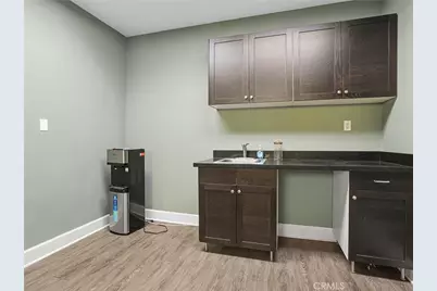 4105 W Magnolia Boulevard, Burbank, CA 91505 - Photo 6