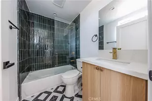3440 W, Los Angeles, CA 90016 - Photo 44