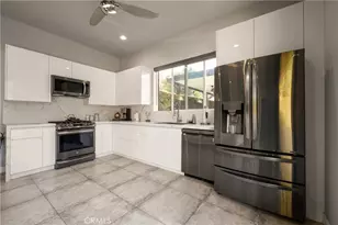 8622 White Oak Ave, Los Angeles, CA 91325 - Photo 28