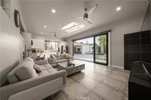 8622 White Oak Ave, Los Angeles, CA 91325 - Photo 30