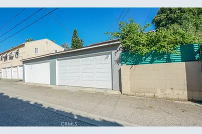 7043 Hazeltine Avenue, Van Nuys, CA 91405 - Photo 12