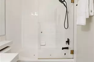11044 Acama St, Studio City, CA 91602 - Photo 30
