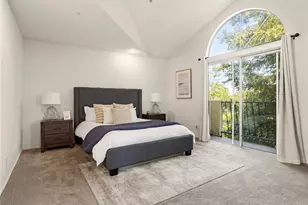 11044 Acama St, Studio City, CA 91602 - Photo 22