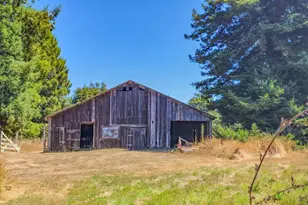 21601 Hellman Ln, Fort Bragg, CA 95437 - Photo 10