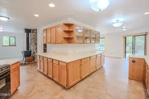 31600 Little Valley Rd, Fort Bragg, CA 95437 - Photo 10