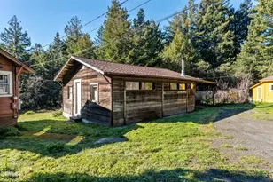 10250 Nichols Ln, Mendocino, CA 95460 - Photo 12