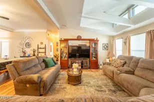 2301 N Rd, Laytonville, CA 95454 - Photo 10