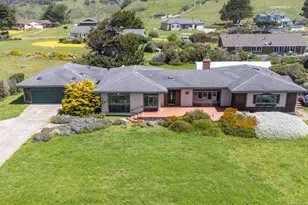 32853 Ocean Meadows Cir, Fort Bragg, CA 95437 - Photo 2