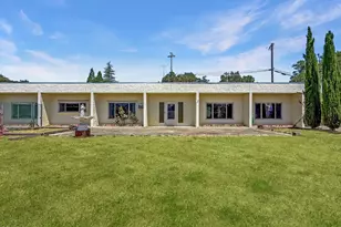 295 Bittenbender Ln, Willits, CA 95490 - Photo 2