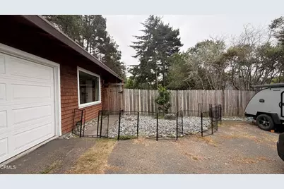 31751 E Cedar Street, Fort Bragg, CA 95437 - Photo 26