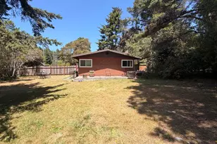 31751 E Cedar St, Fort Bragg, CA 95437 - Photo 20