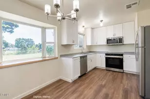 1072 E Chestnut St, Fort Bragg, CA 95437 - Photo 6