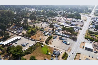 18781 N Highway 1, Fort Bragg, CA 95437 - Photo 26