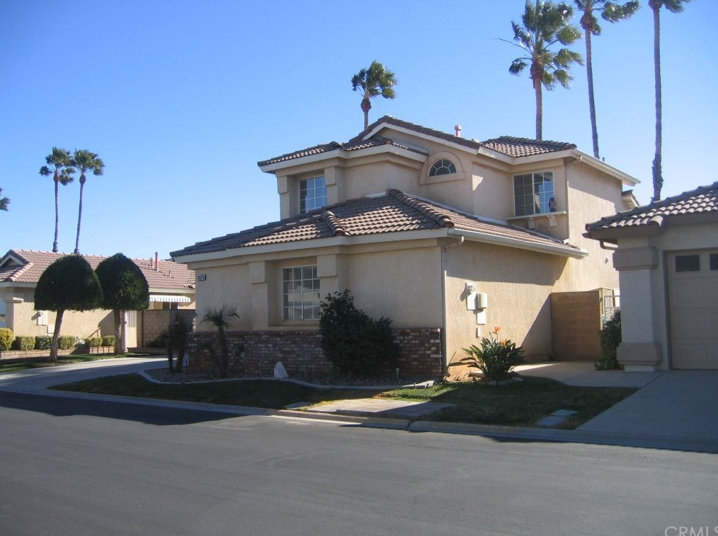 3076 Summer Set Cir, Banning, CA 92220-3723