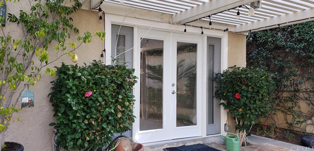 28096 Palmetto Ct, Laguna Beach, CA 92677-7022