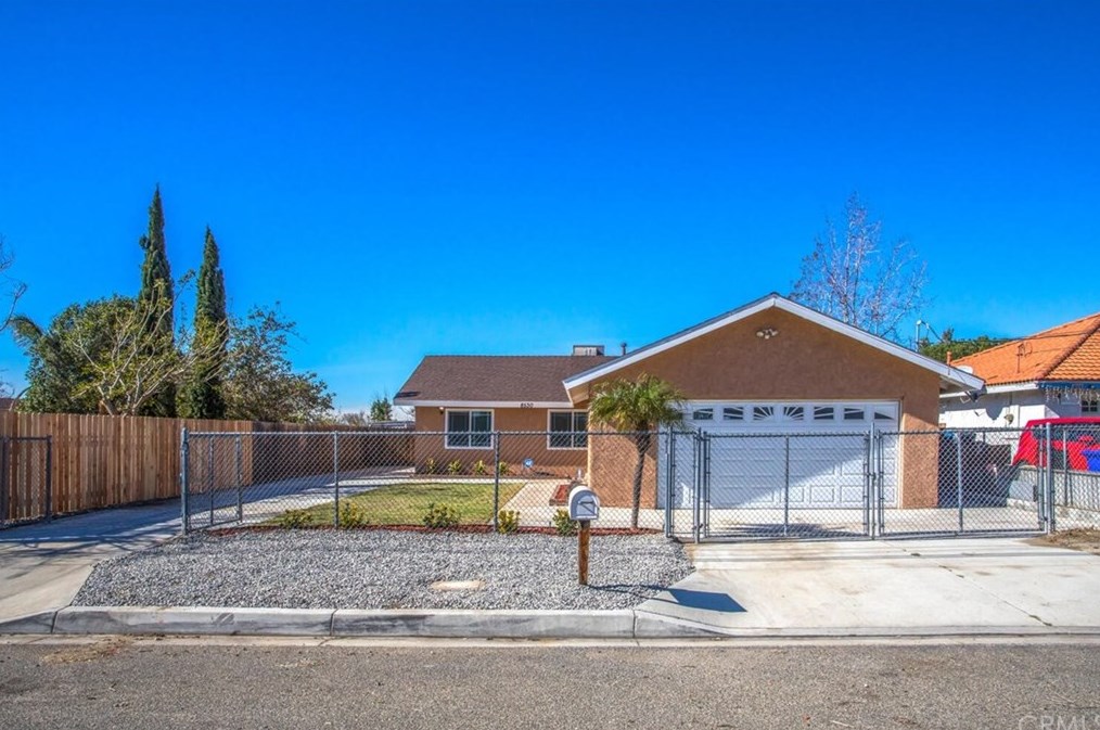 8530 Beech Ave, Fontana, CA 92335