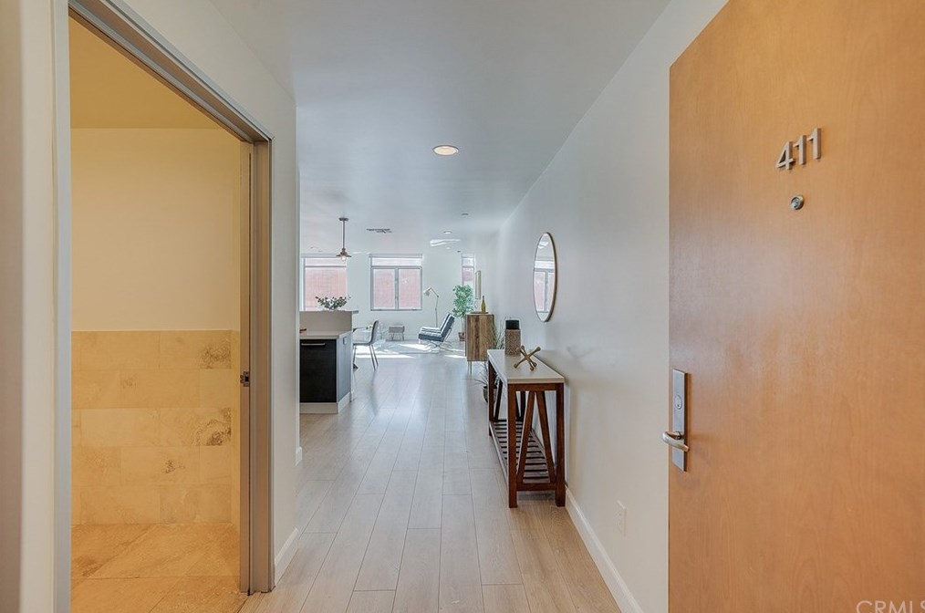 35 N Raymond Ave #411, Pasadena, CA 91103