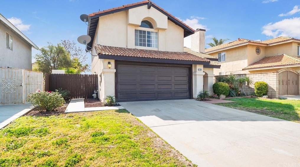 17061 Fern St, Fontana, CA 92336-3223