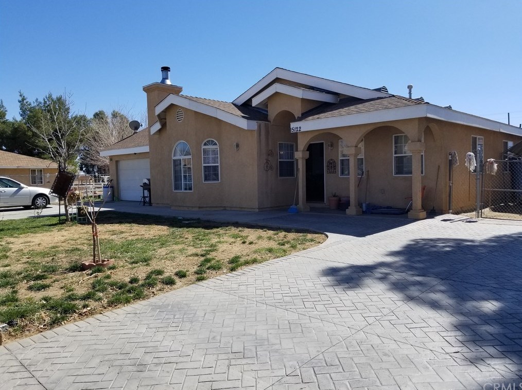 15122 Avenue, Palmdale, CA