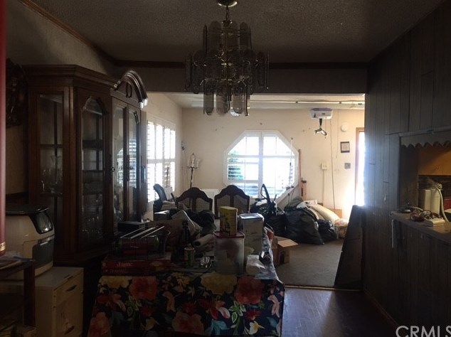 717 Santa Rita St, Compton, CA 90220-1124