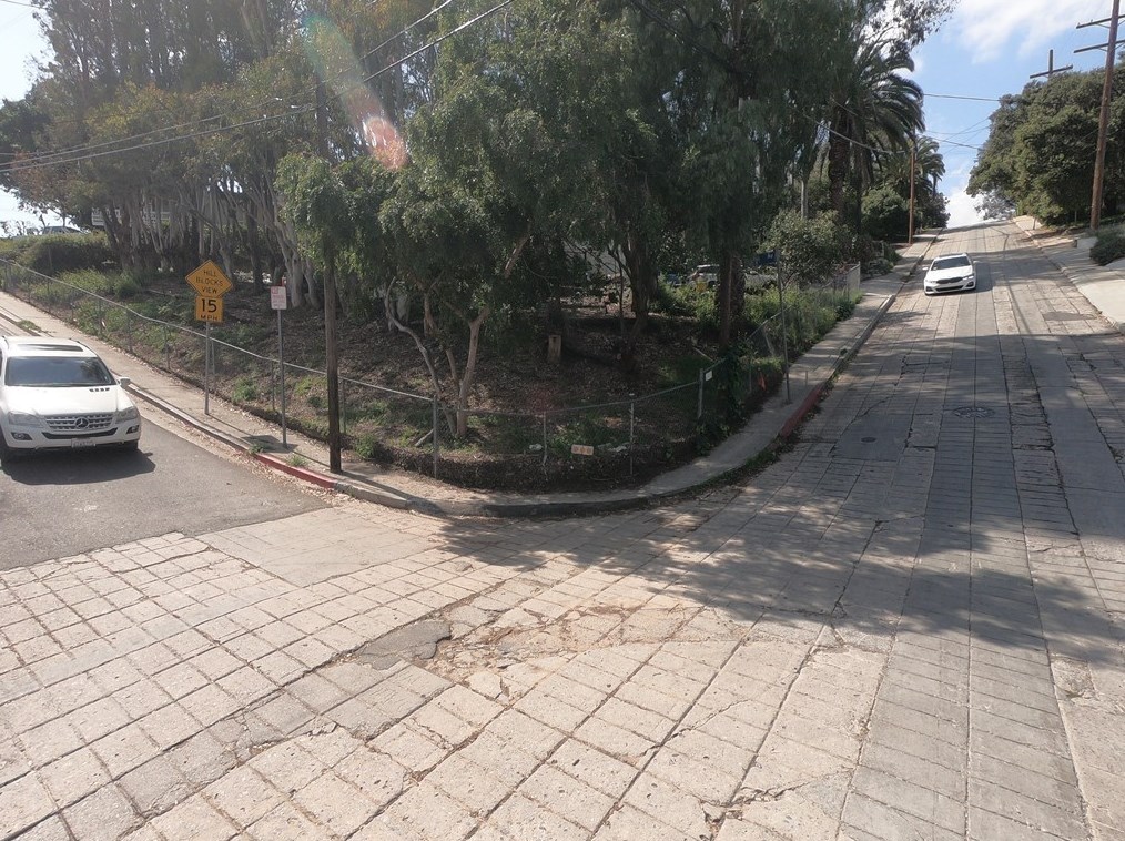 1800 Baxter St, Los Angeles CA  90026-1936 exterior