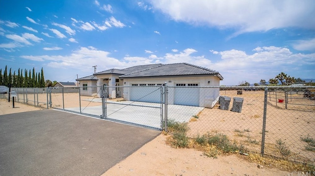 10171 Balsam Ave, Hesperia, CA 92345-2813