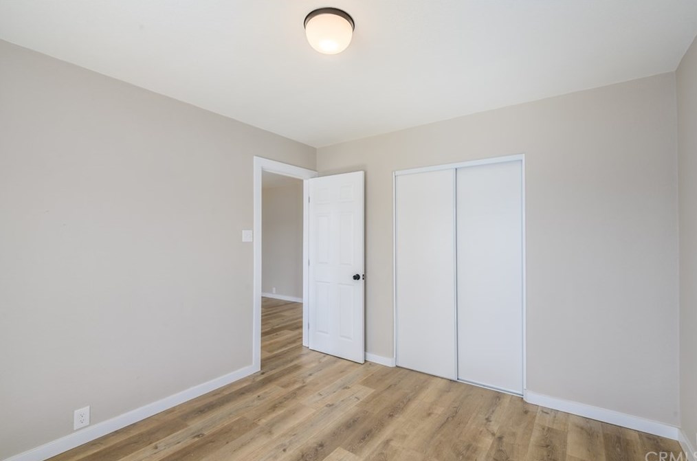 9446 Acacia Ave, Fontana CA  92335-5887 exterior