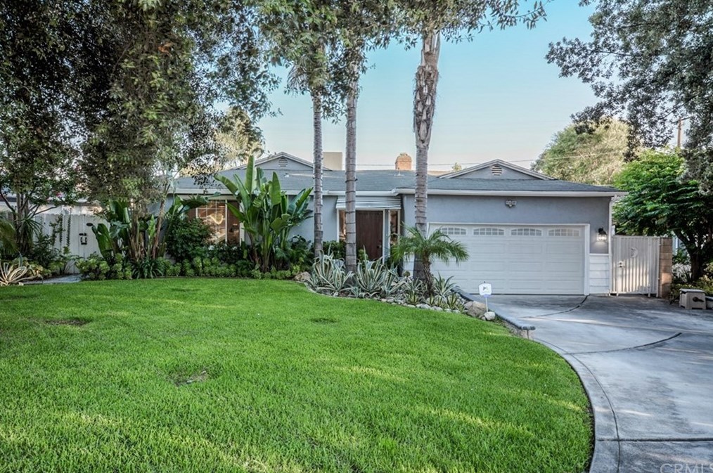 230 Cucamonga Ave, Claremont, CA 91711-5015
