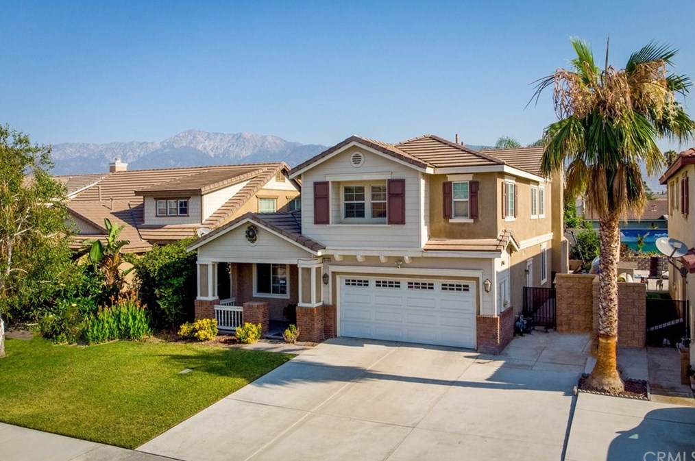 15440 Ramona Ave, Fontana, CA 92336-3195
