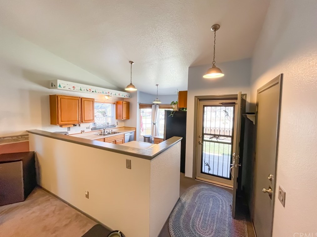 14075 Green Vista Dr, Fontana, CA 92337-8390