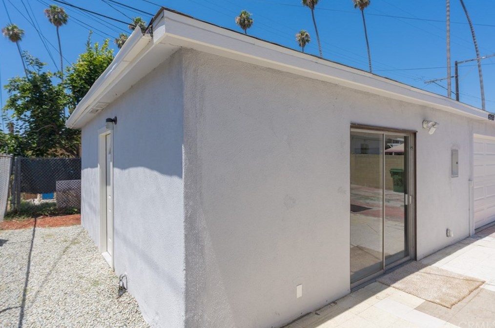 4211 Arlington Ave, Los Angeles CA  90008-4029 exterior