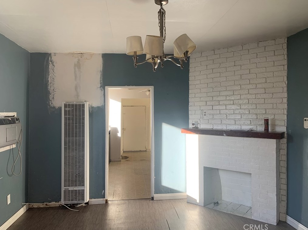 267 Monterey Ave, Pomona CA  91767-5421 exterior