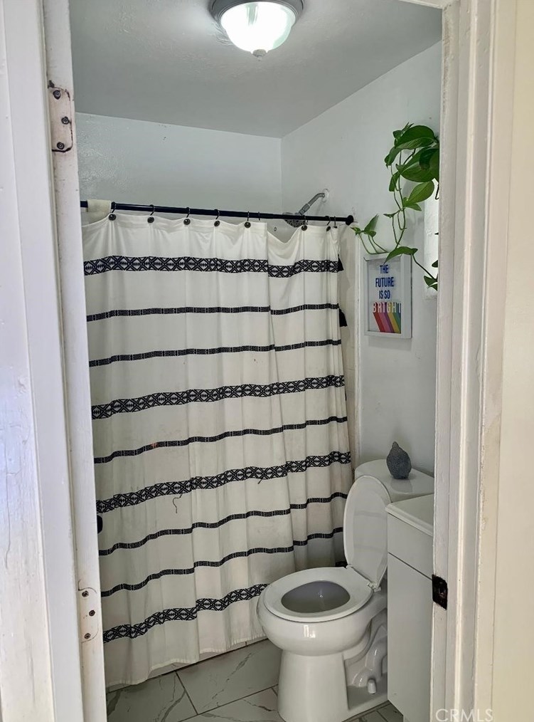 267 Monterey Ave, Pomona CA  91767-5421 exterior