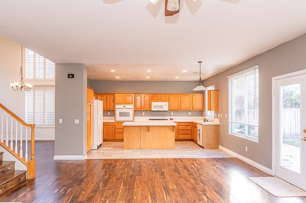 39516 Via Galletas, Murrieta CA exterior