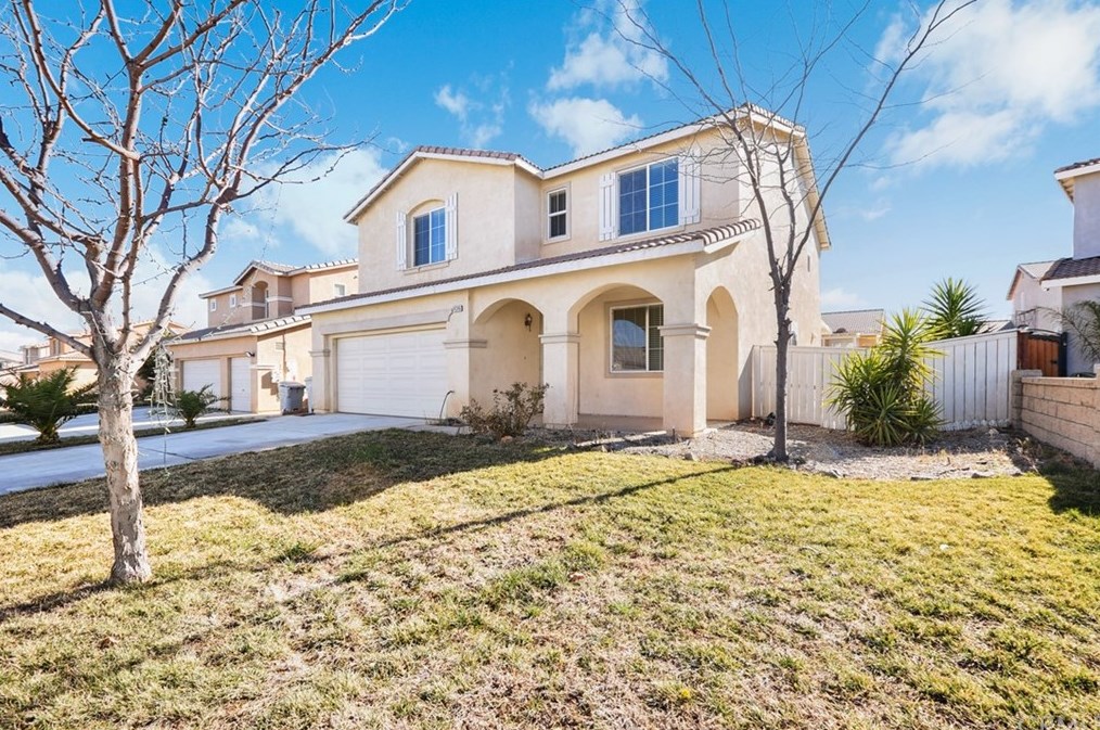 14345 Lonesome Dove Ct, Hesperia, CA 92344-8296