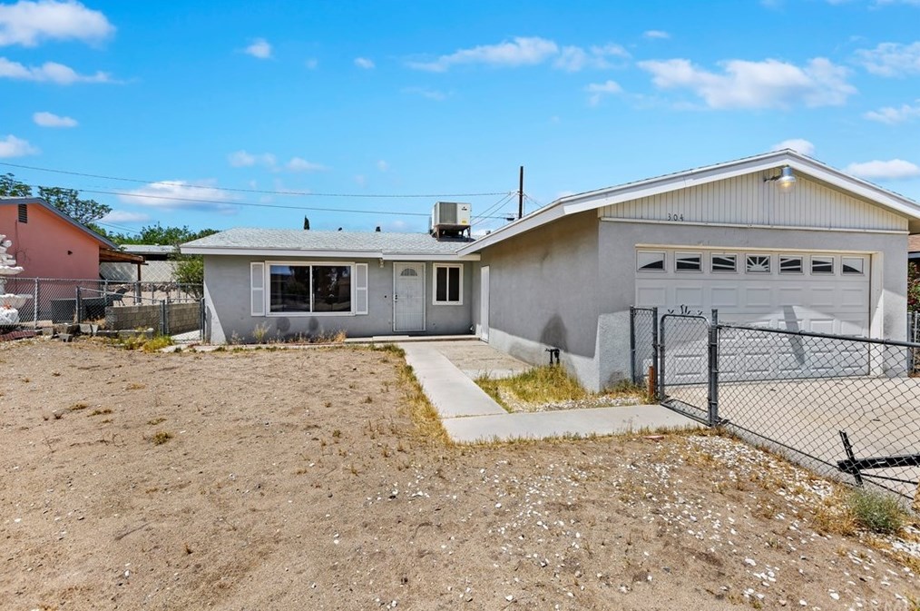 304 Ute Ave, Barstow, CA 92311-5654