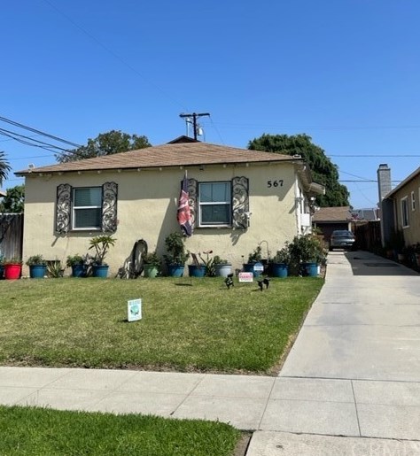 565 Chester Pl, Pomona, CA 91768