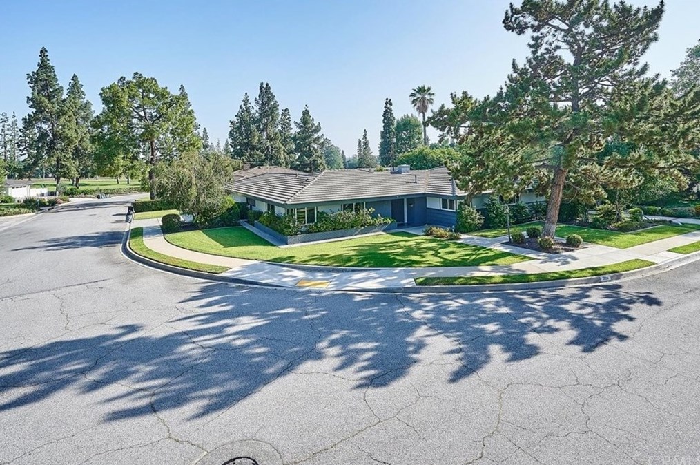 2120 Pinehurst St, Glendora, CA 91741