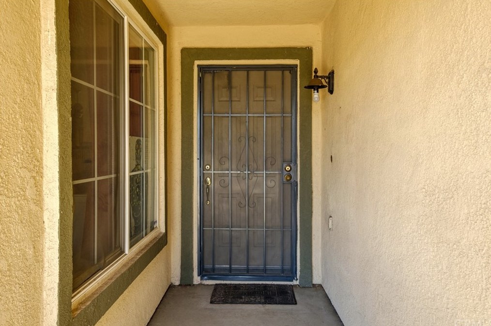 15410 Caroline St, Fontana, CA 92336-4455