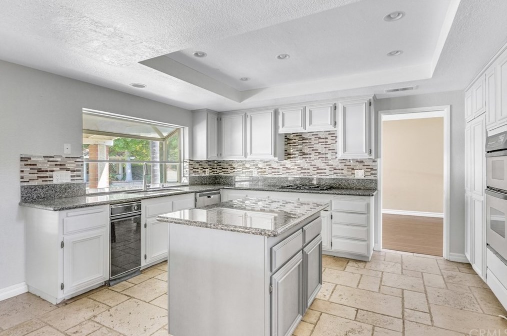 2989 Hillside Dr, West Covina CA  91791-3457 exterior